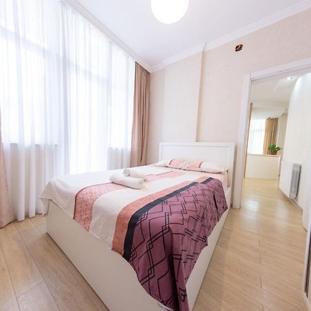 5 Apartment In One Boulding - Near Stadium 巴统 外观 照片