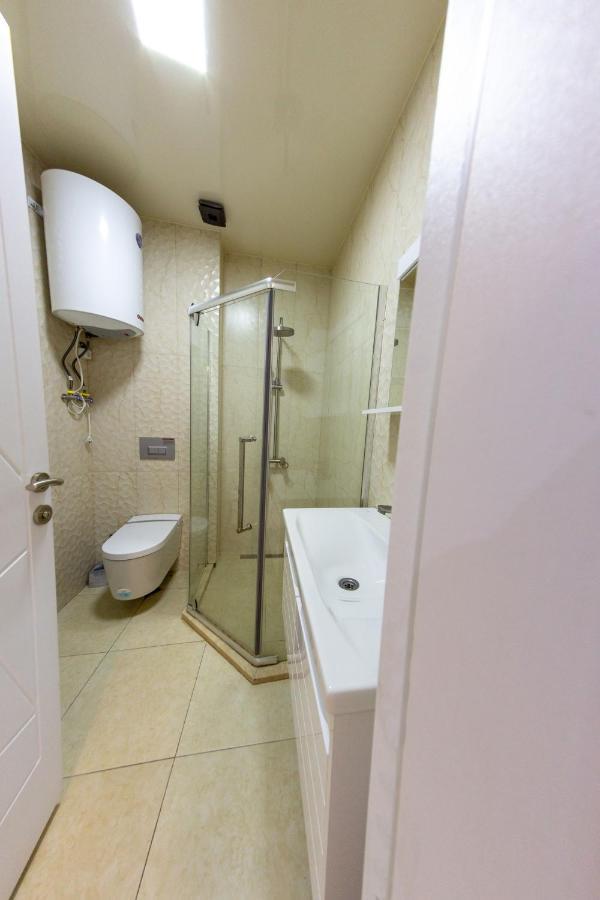 5 Apartment In One Boulding - Near Stadium 巴统 外观 照片